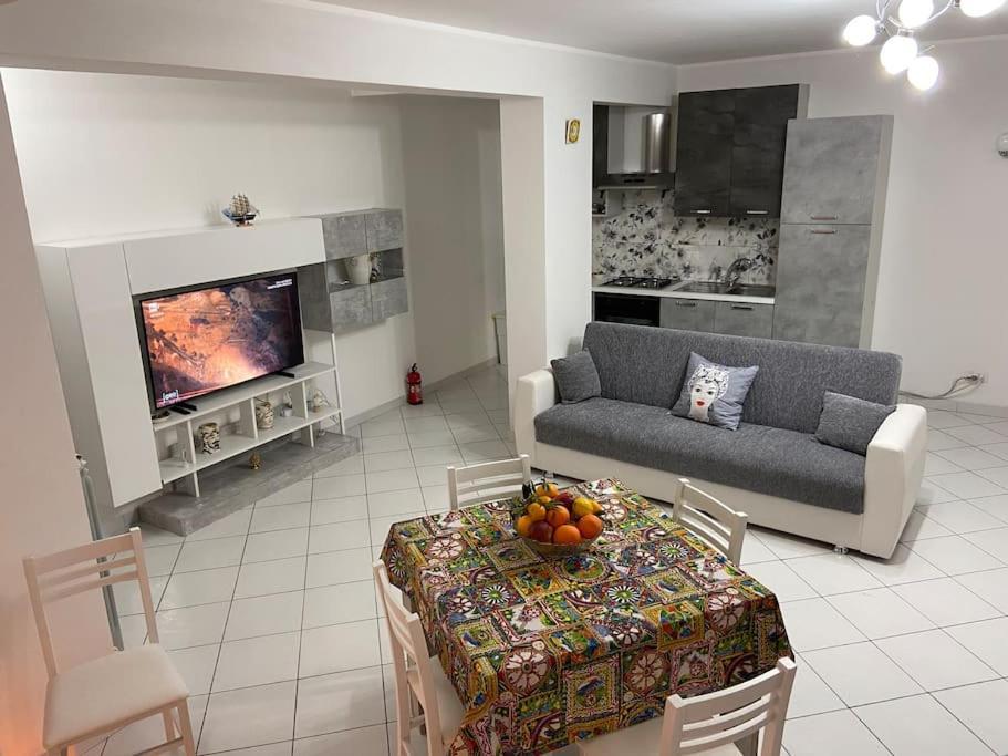 Home Pino Center~600 Mt Duomo Ct كاتانيا المظهر الخارجي الصورة
